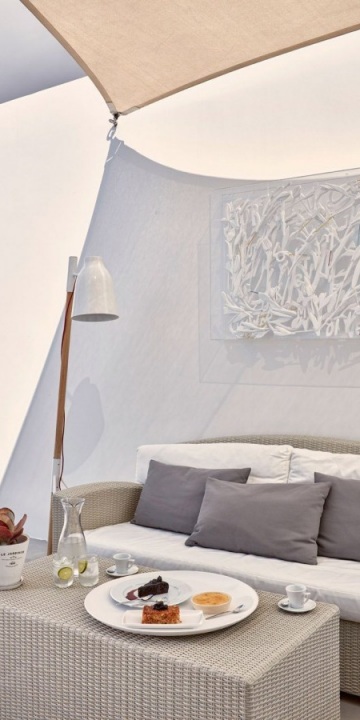 Alti Santorini Suites